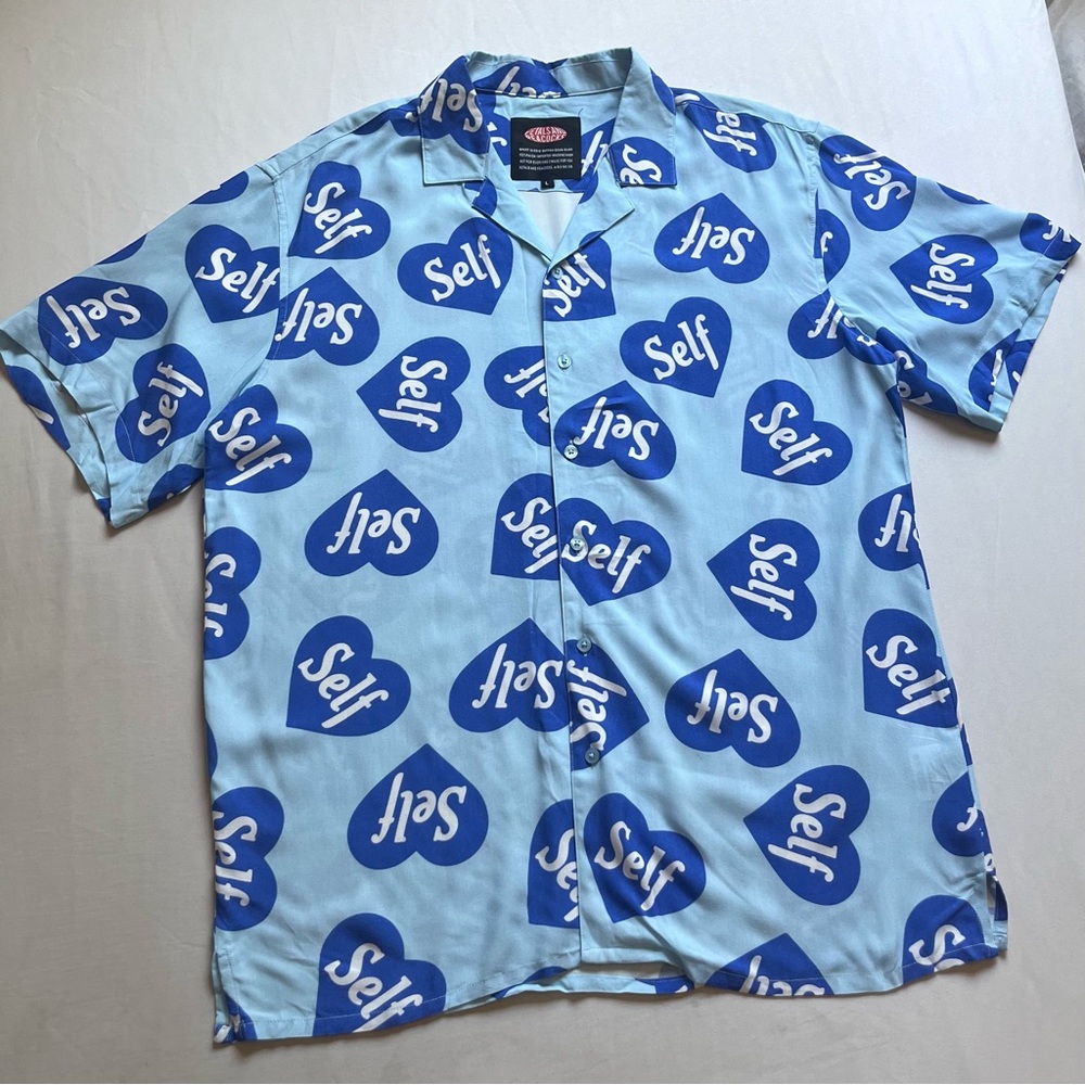 Stylish Blue Heart Print Casual Button Down Shirt